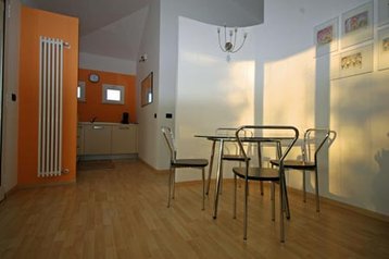 Italia Privát Casorate Sempione, Esterno